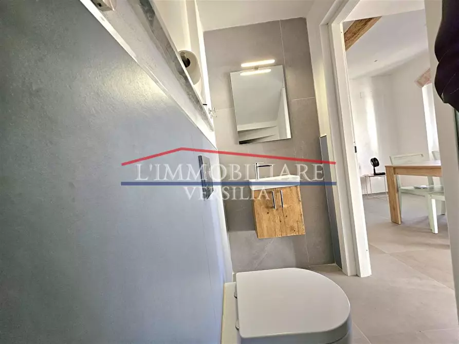 Immagine 7 di Casa semindipendente in vendita  a Massa