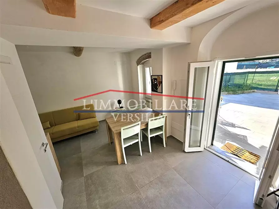 Immagine 26 di Casa semindipendente in vendita  a Massa