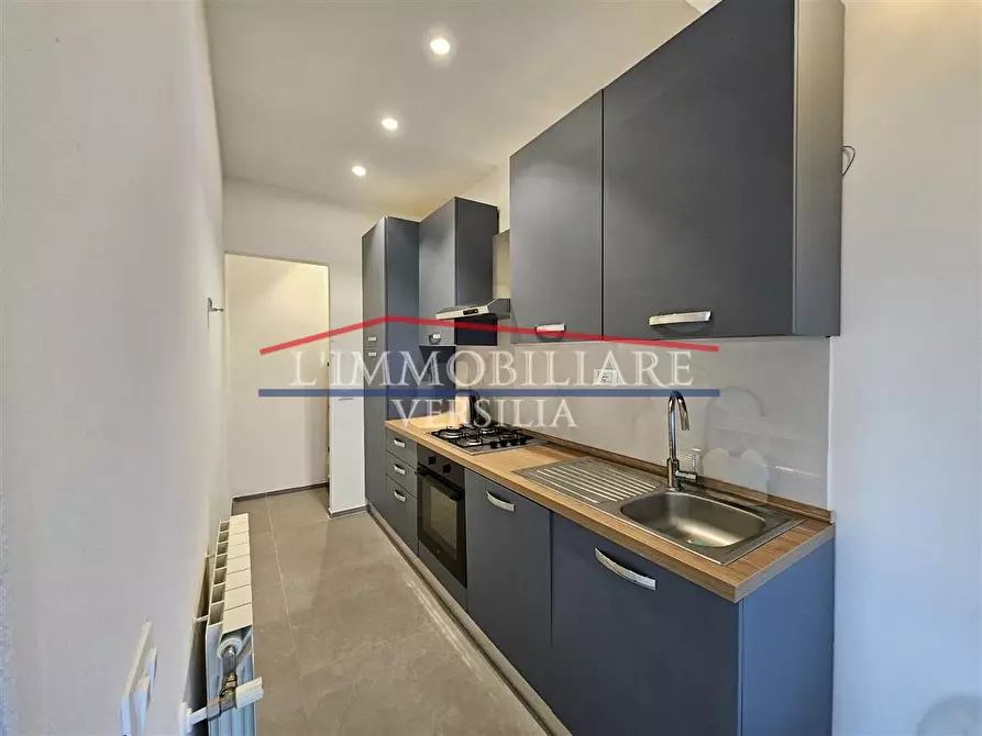 Immagine 8 di Casa semindipendente in vendita  a Massa