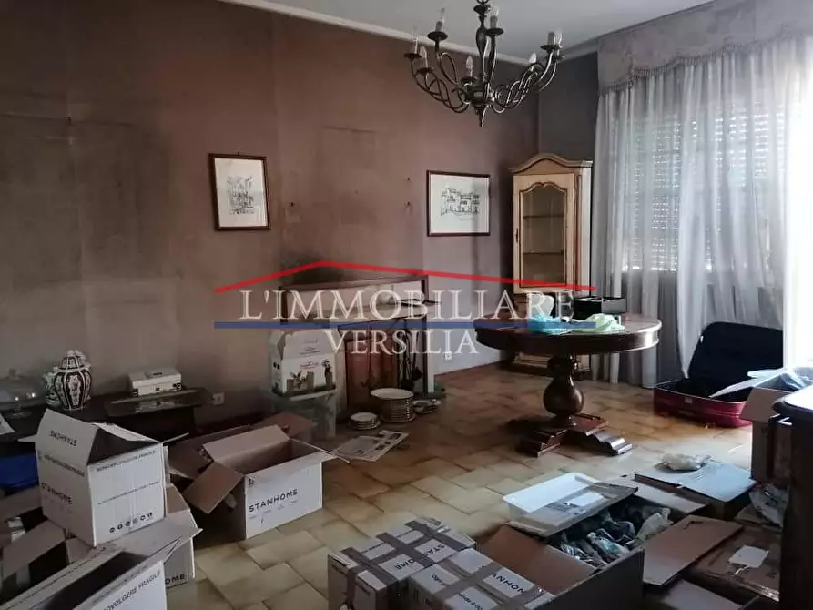 Immagine 9 di Appartamento in vendita  a Massa