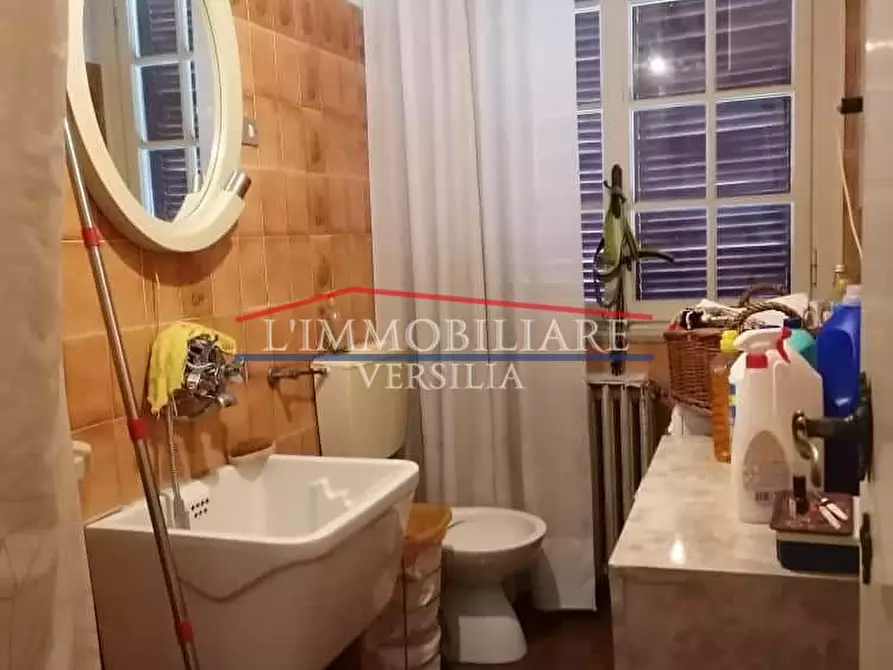 Immagine 16 di Appartamento in vendita  a Massa