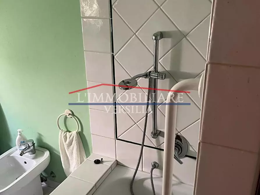 Immagine 15 di Appartamento in vendita  a Carrara