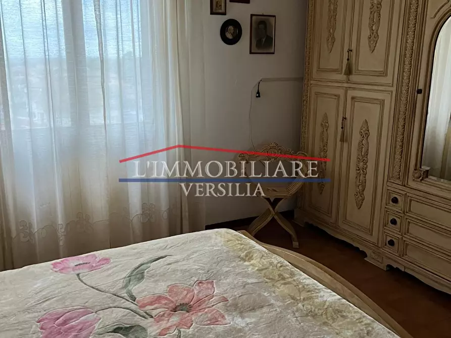 Immagine 9 di Appartamento in vendita  a Massa