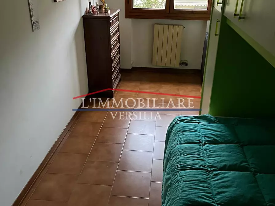 Immagine 14 di Appartamento in vendita  a Massa