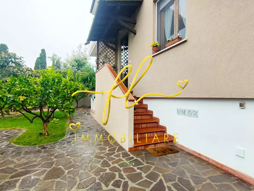 Immagine 39 di Appartamento in vendita  a Rosignano Marittimo