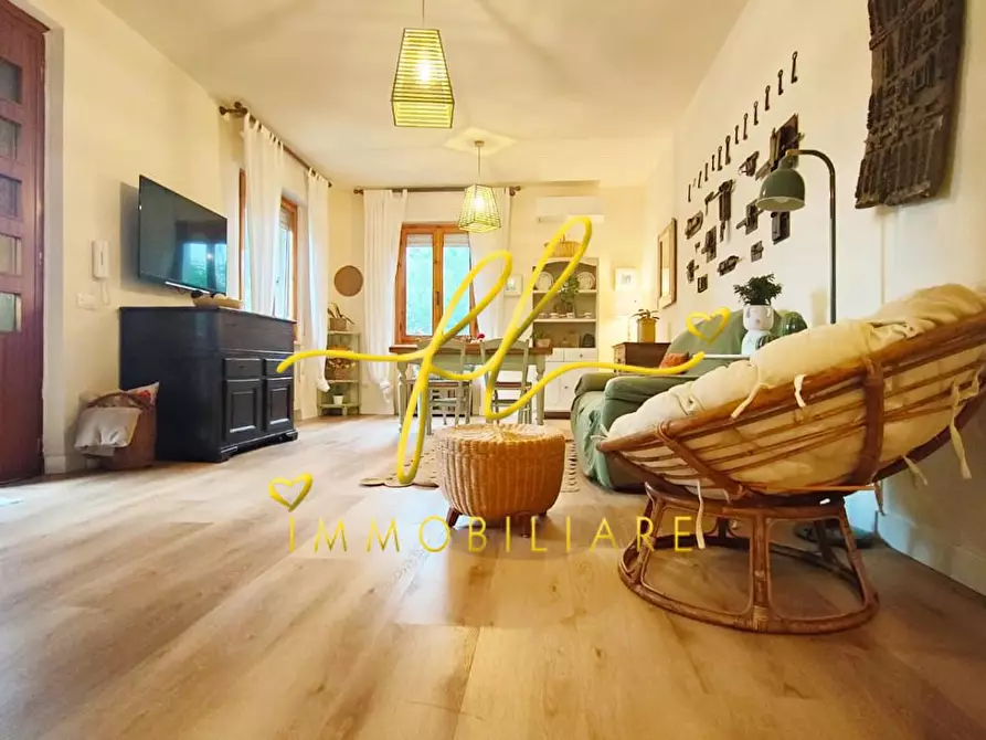 Immagine 14 di Appartamento in vendita  a Rosignano Marittimo