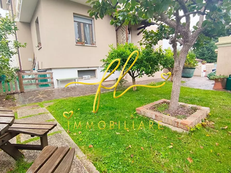 Immagine 46 di Appartamento in vendita  a Rosignano Marittimo