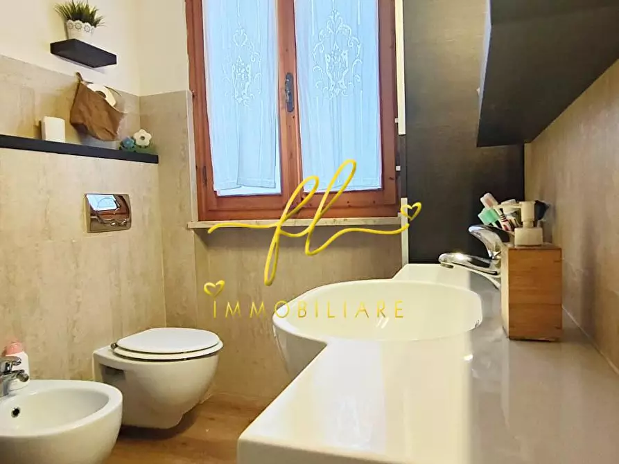 Immagine 34 di Appartamento in vendita  a Rosignano Marittimo