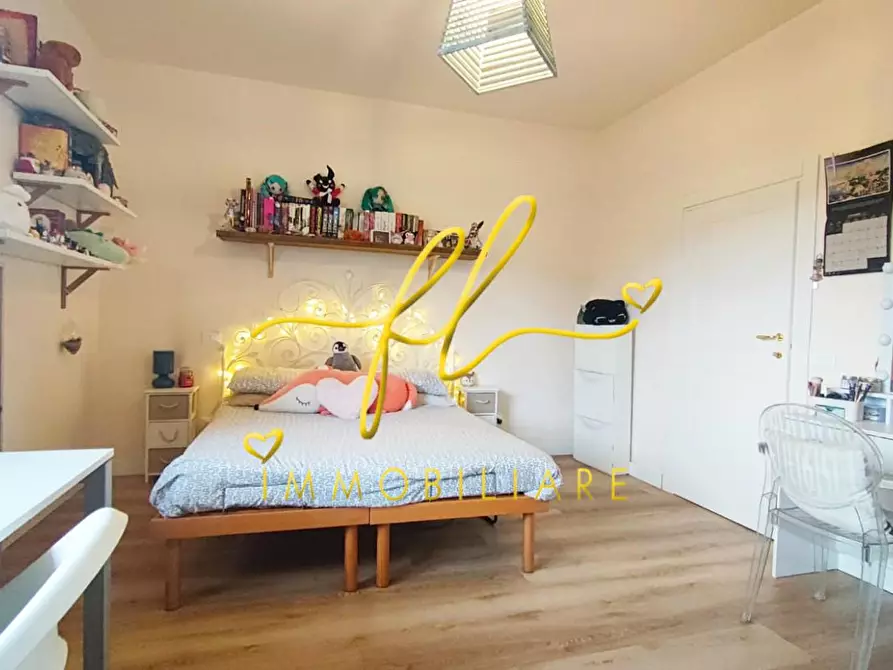 Immagine 32 di Appartamento in vendita  a Rosignano Marittimo