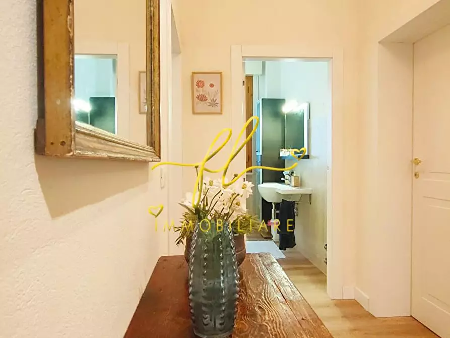 Immagine 23 di Appartamento in vendita  a Rosignano Marittimo