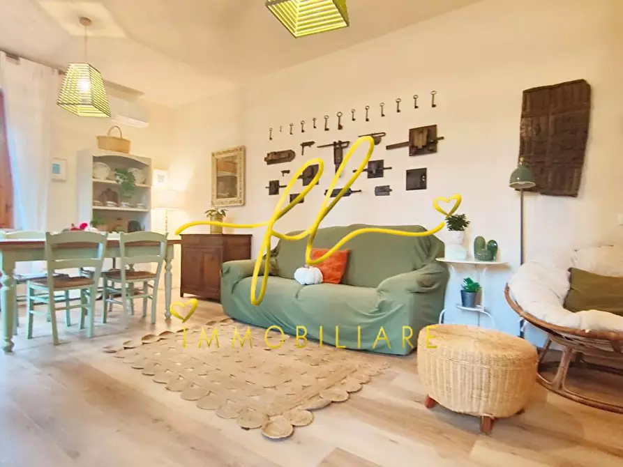 Immagine 1 di Appartamento in vendita  a Rosignano Marittimo