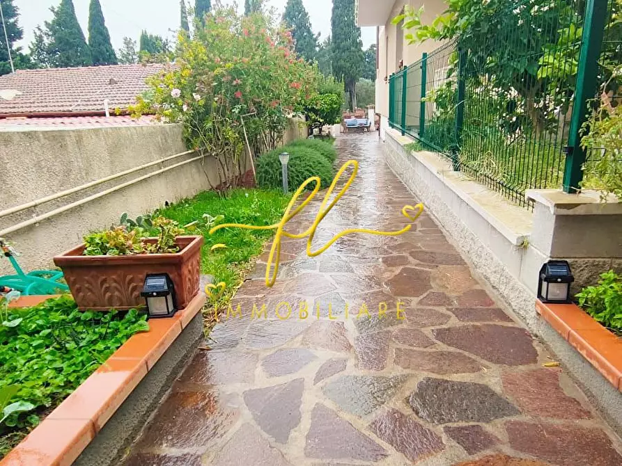 Immagine 44 di Appartamento in vendita  a Rosignano Marittimo