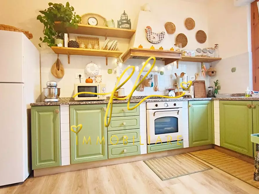 Immagine 10 di Appartamento in vendita  a Rosignano Marittimo