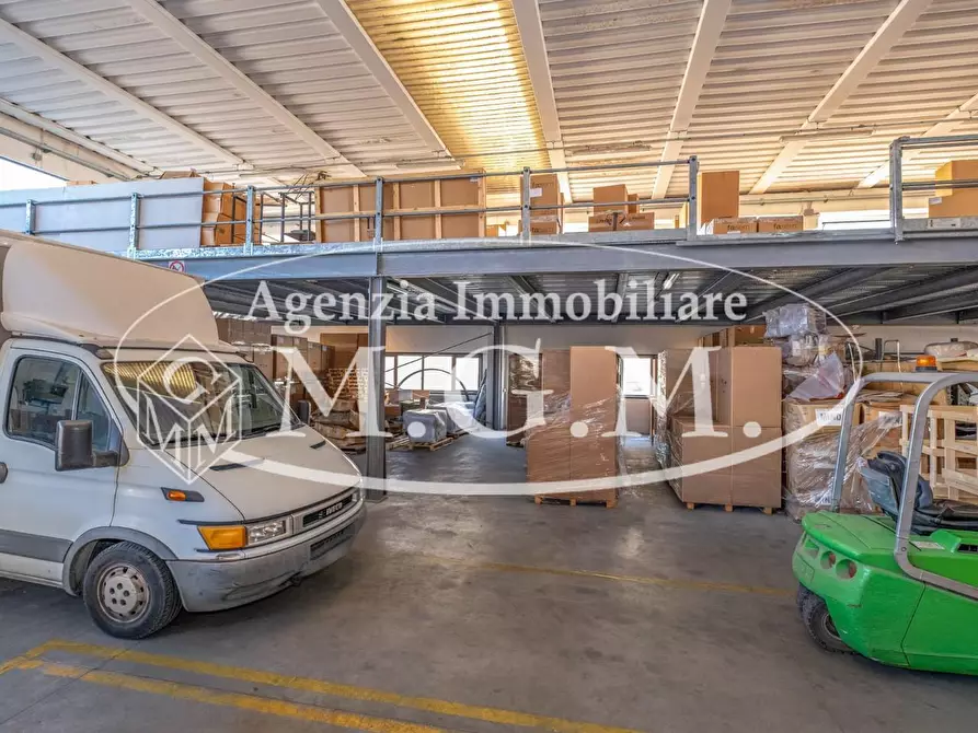 Immagine 20 di Attività artigianale in vendita  a Vicopisano