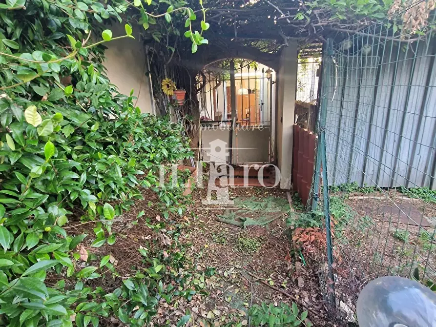 Immagine 34 di Appartamento in vendita  a Prato