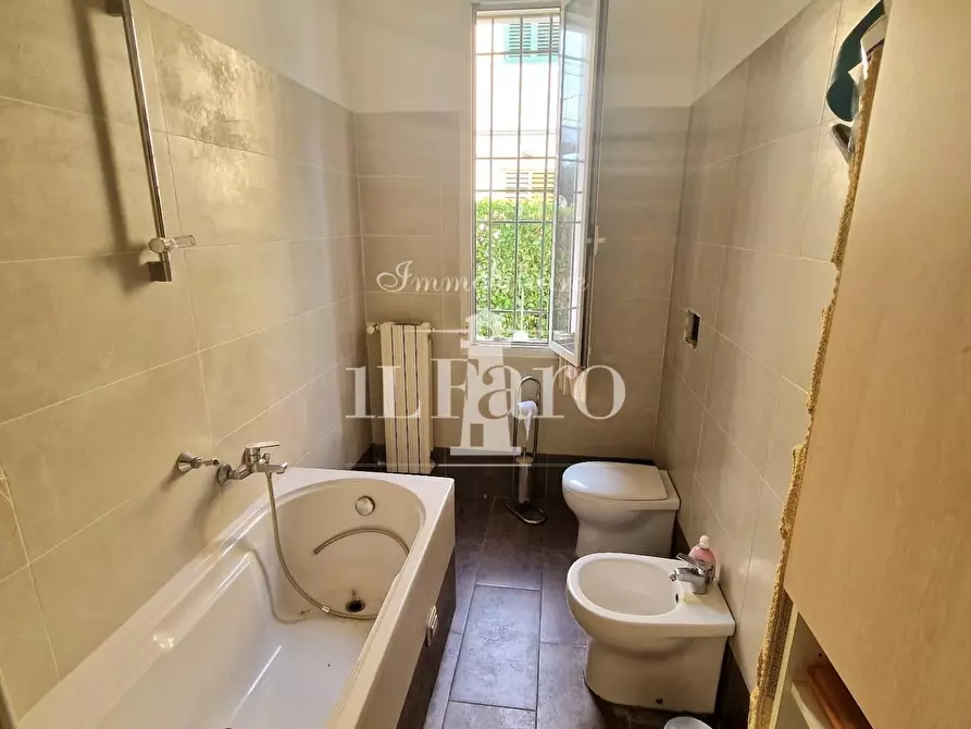 Immagine 25 di Appartamento in vendita  a Prato