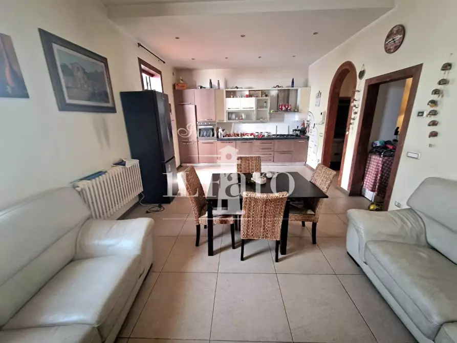 Immagine 5 di Appartamento in vendita  a Prato