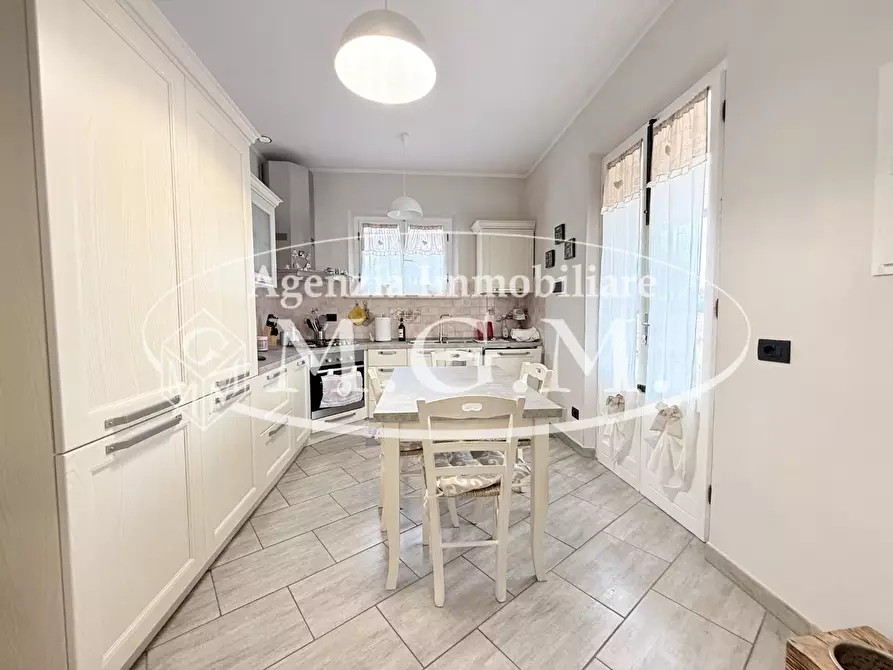 Immagine 16 di Casa semindipendente in vendita  a Castelfranco Di Sotto