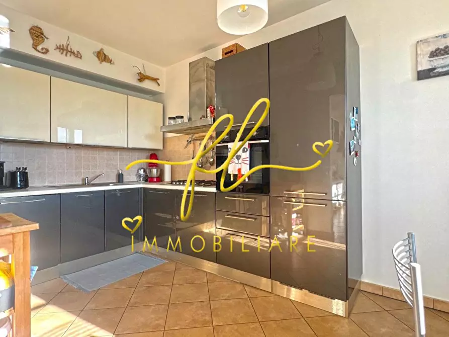 Immagine 11 di Appartamento in vendita  a Casale Marittimo
