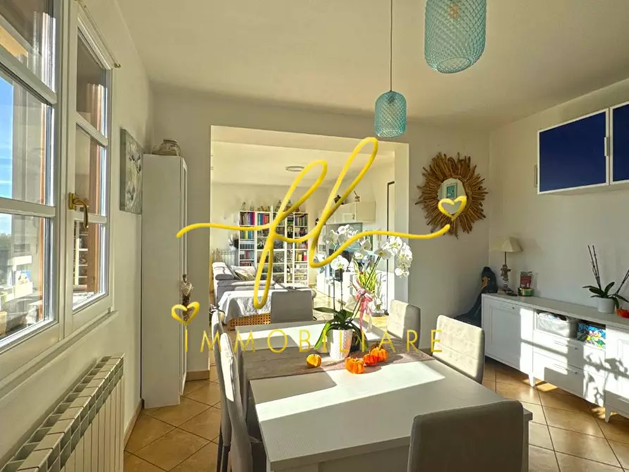 Immagine 8 di Appartamento in vendita  a Casale Marittimo