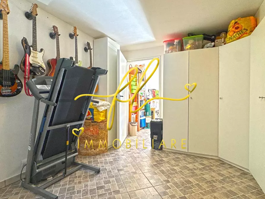 Immagine 25 di Appartamento in vendita  a Casale Marittimo