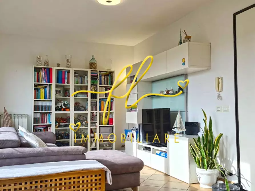 Immagine 1 di Appartamento in vendita  a Casale Marittimo