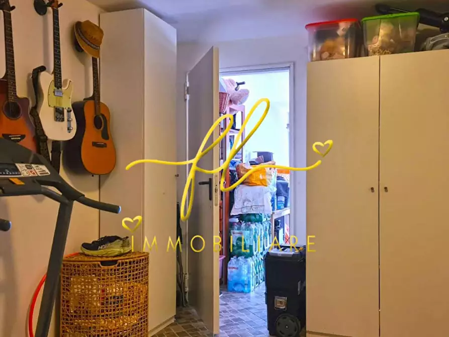 Immagine 19 di Appartamento in vendita  a Casale Marittimo