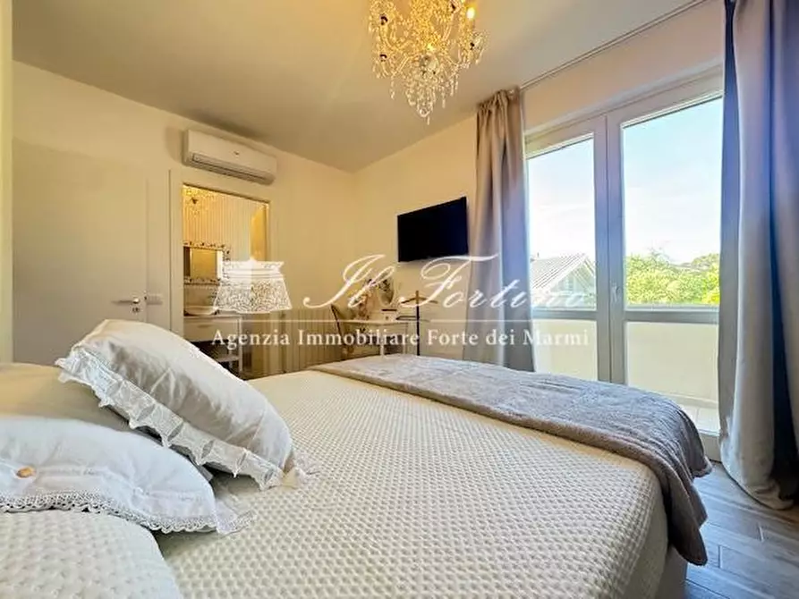 Immagine 13 di Casa bifamiliare in affitto  a Forte Dei Marmi