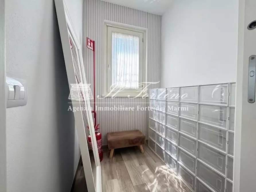 Immagine 10 di Casa bifamiliare in affitto  a Forte Dei Marmi