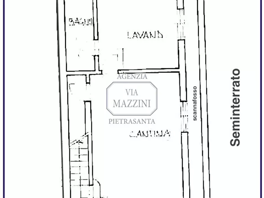 Immagine 38 di Villa in vendita  a Forte Dei Marmi