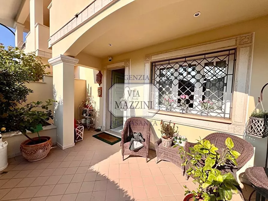 Immagine 32 di Villa in vendita  a Forte Dei Marmi