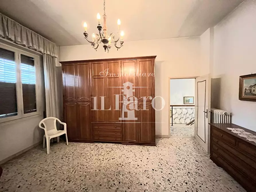 Immagine 11 di Terratetto in vendita  a Campi Bisenzio