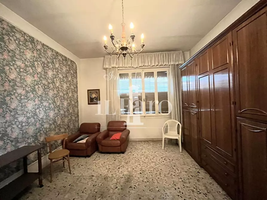 Immagine 10 di Terratetto in vendita  a Campi Bisenzio