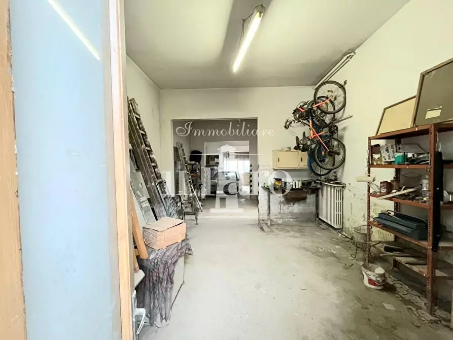 Immagine 21 di Terratetto in vendita  a Campi Bisenzio