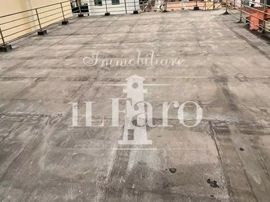 Immagine 23 di Terratetto in vendita  a Campi Bisenzio