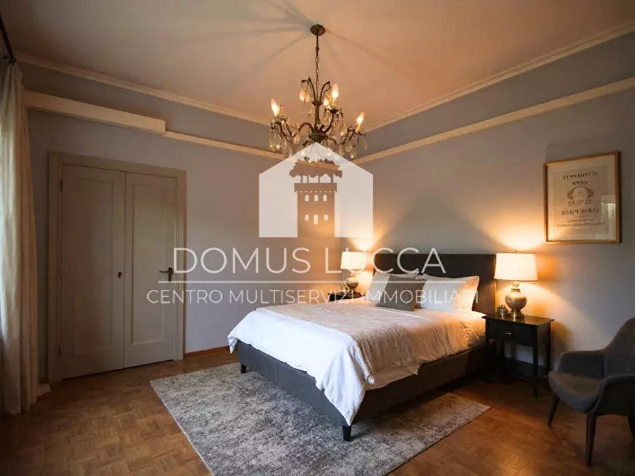 Immagine 44 di Appartamento in vendita  a Lucca