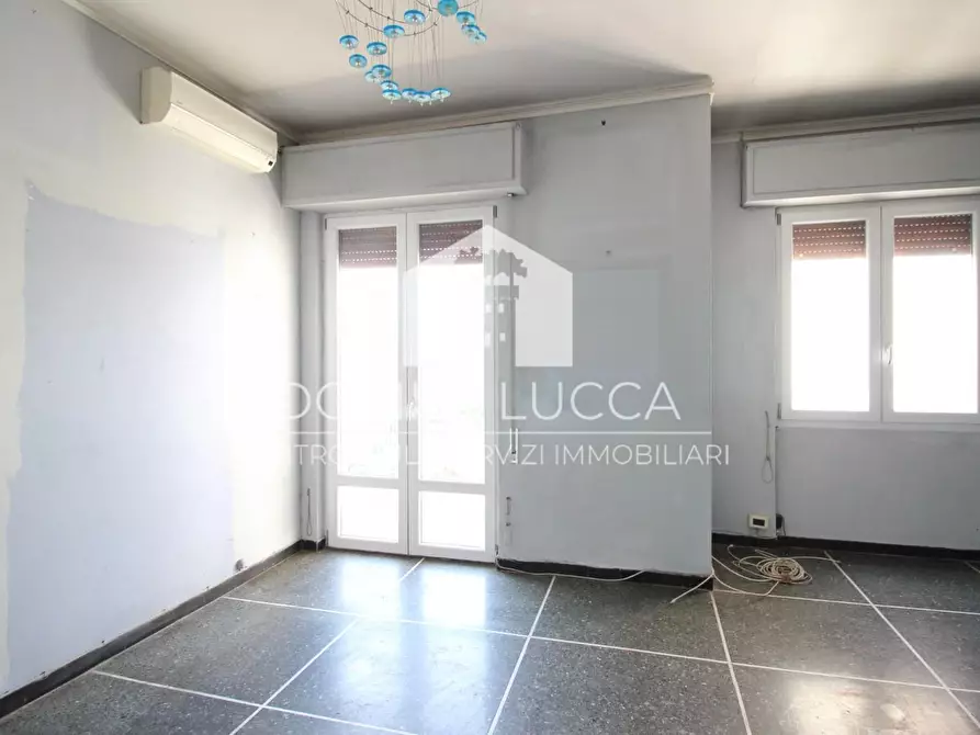 Immagine 9 di Appartamento in vendita  a Lucca