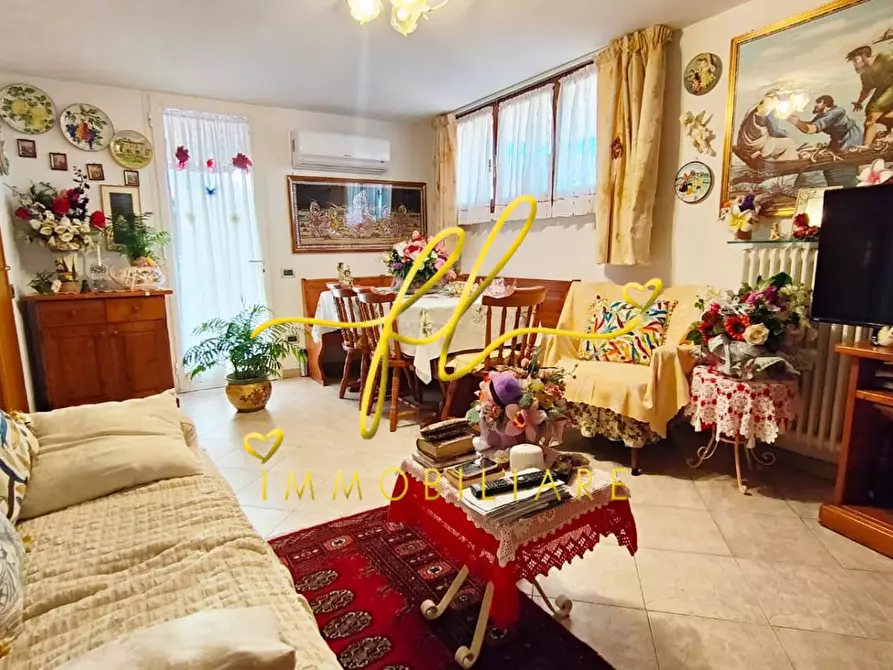 Immagine 28 di Terratetto in vendita  a Cecina