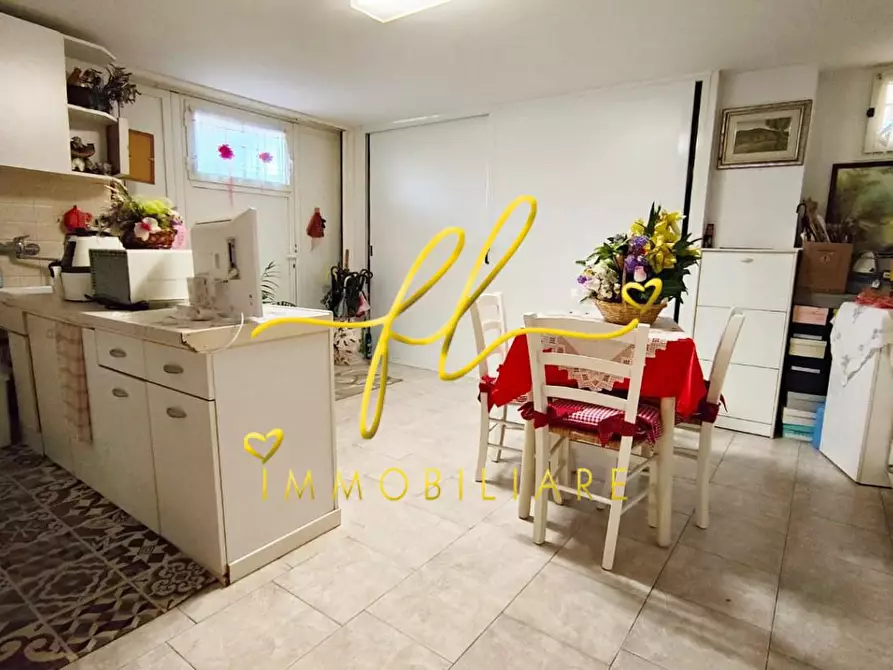 Immagine 26 di Terratetto in vendita  a Cecina