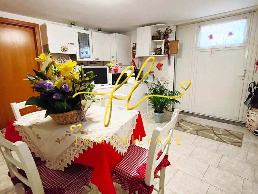 Immagine 27 di Terratetto in vendita  a Cecina