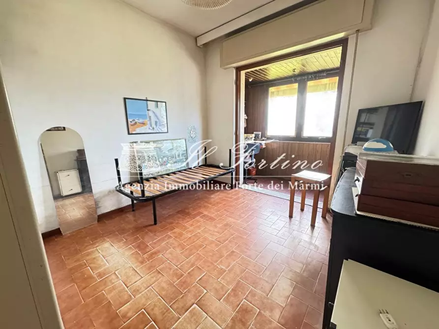 Immagine 9 di Casa indipendente in vendita  a Forte Dei Marmi