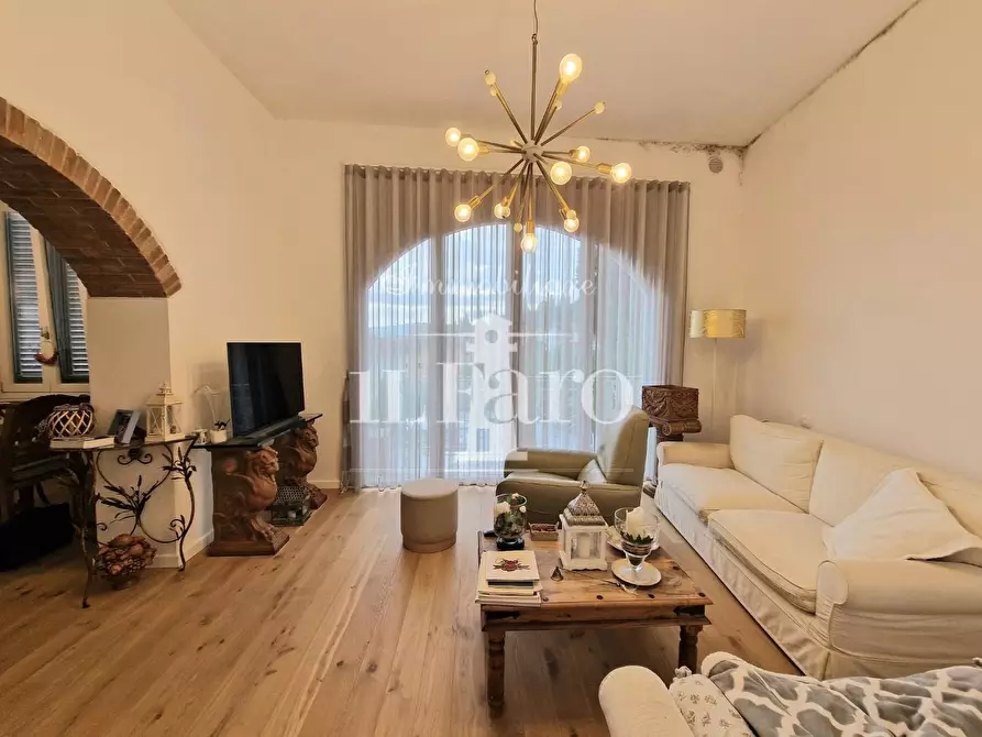 Immagine 13 di Appartamento in vendita  a Signa