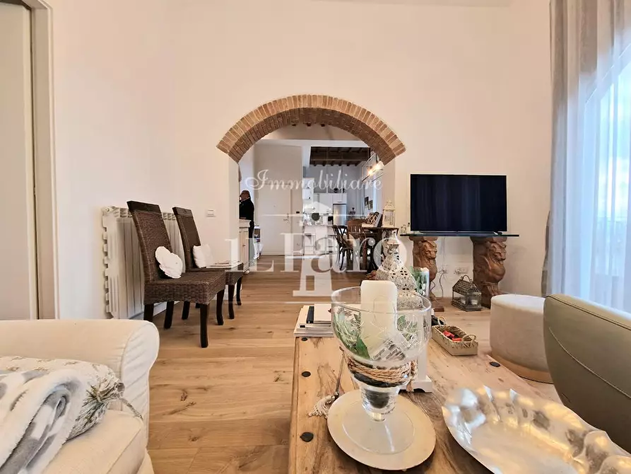 Immagine 6 di Appartamento in vendita  a Signa