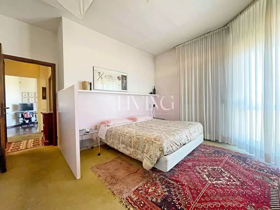 Immagine 24 di Appartamento in vendita  a Lucca