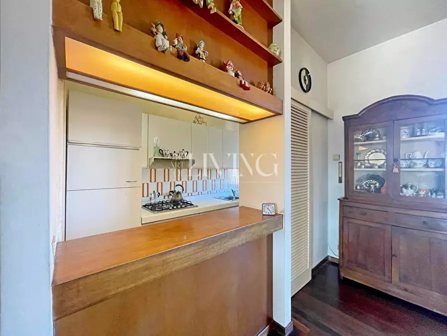 Immagine 35 di Appartamento in vendita  a Lucca