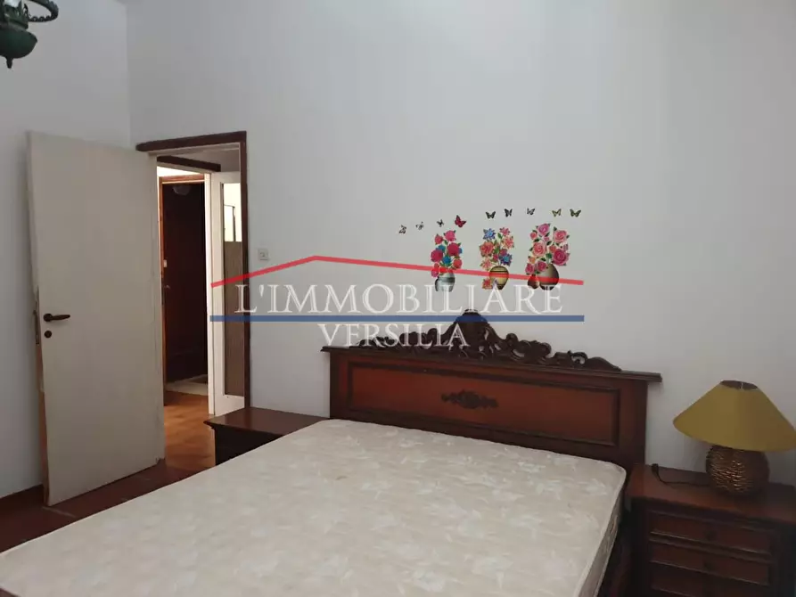 Immagine 14 di Appartamento in vendita  a Massa