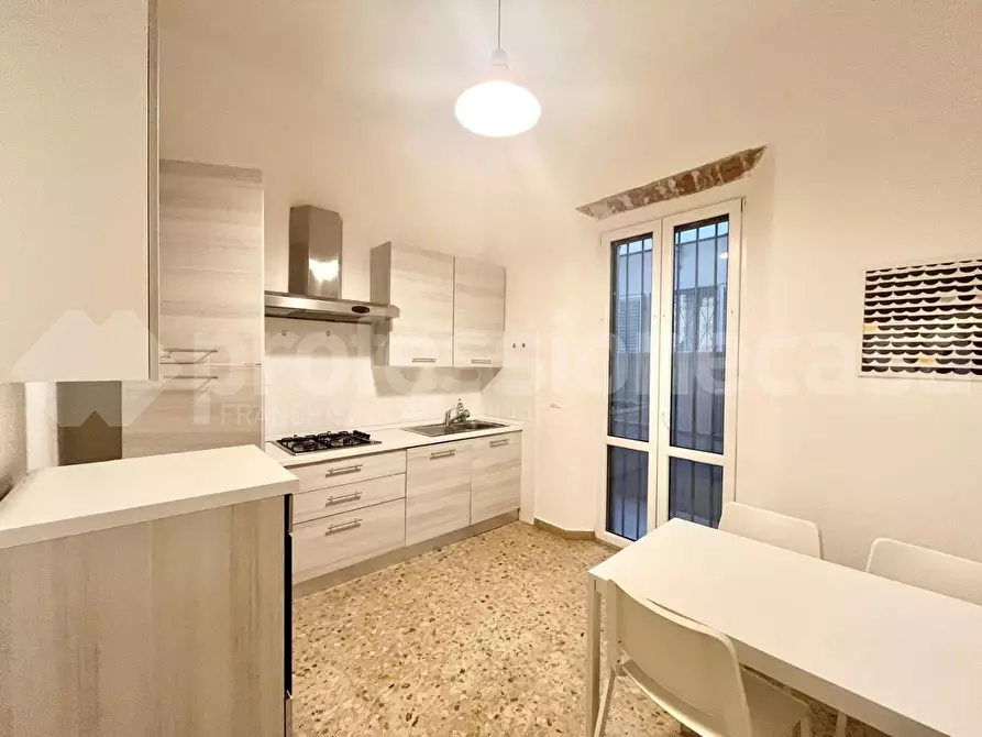 Immagine 9 di Appartamento in affitto  a Pisa