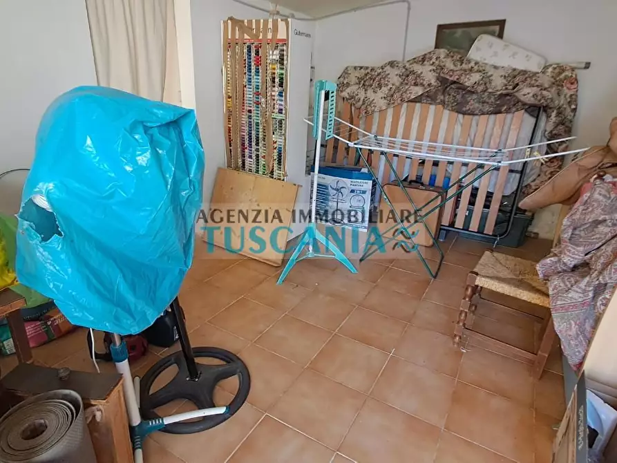 Immagine 21 di Villa in vendita  a Cecina