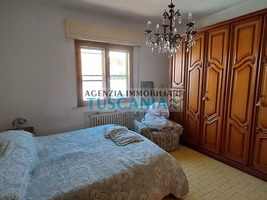 Immagine 15 di Villa in vendita  a Cecina