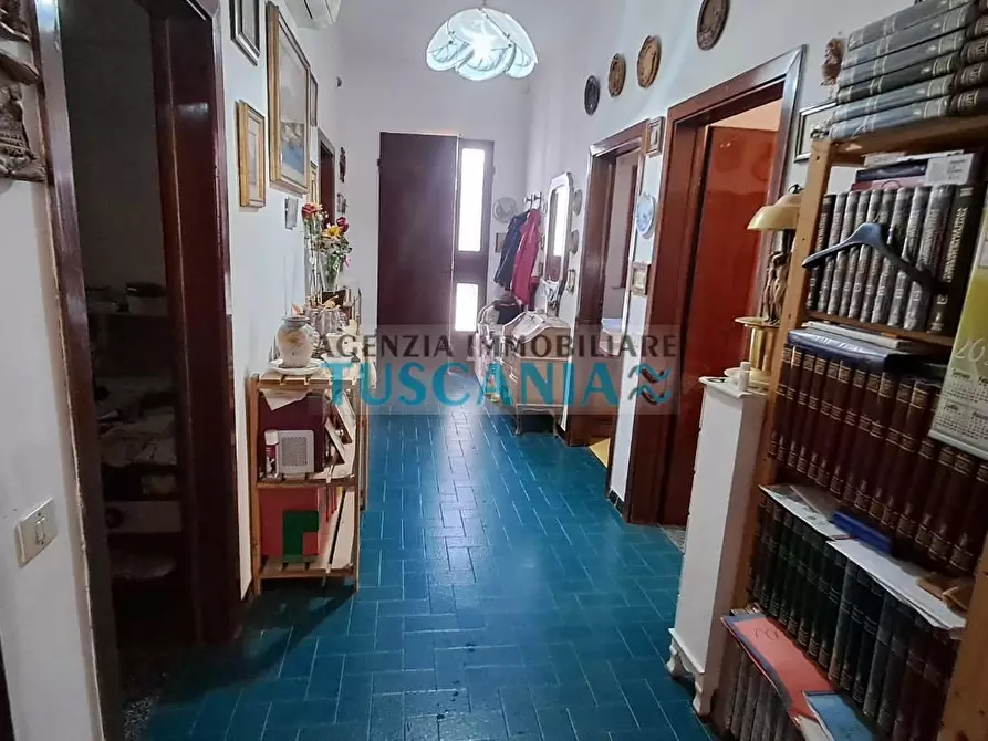 Immagine 14 di Villa in vendita  a Cecina